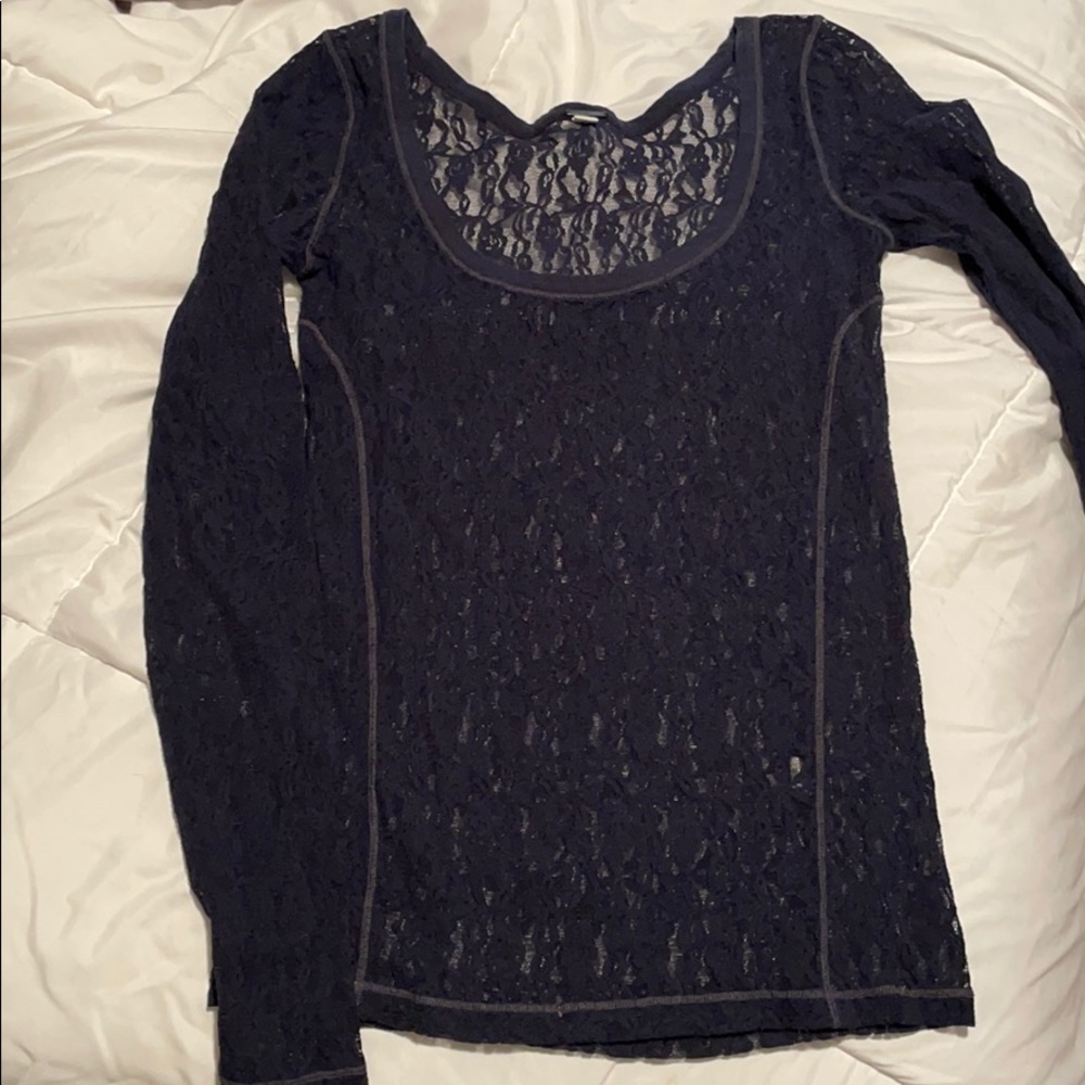 Gilly Hicks Lace top!